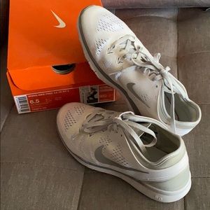 Brand New Womens Nike Free 5.0 TR Fit 5